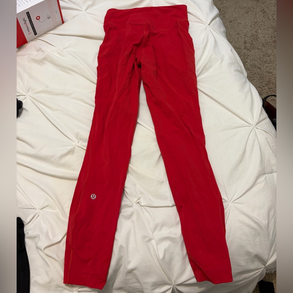 Lululemon leggings size 4, like new